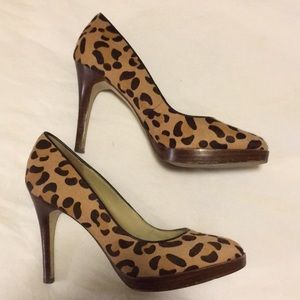 Steve Madden leopard print pumps